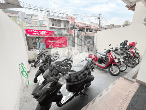 Kost Dijual di Kemanggisan dengan 46 KT dan Luas 1000m2 Kost Dijual di Kemanggisan dengan 46 KT dan Luas 1000m2