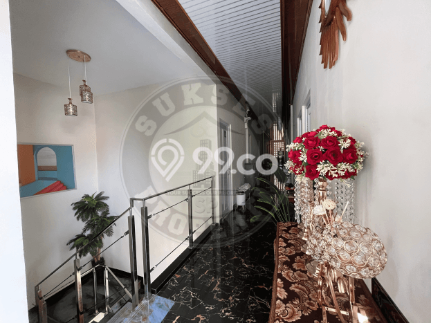 Kost Dijual Lokasi Senen, Jakarta Pusat, 51 KT, 51 KM, 1000m2 Kost Dijual Lokasi Senen, Jakarta Pusat, 51 KT, 51 KM, 1000m2