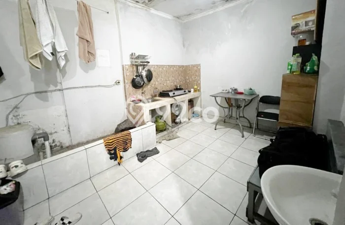 Unit Kost Dijual di Salemba dengan 10 Kamar Kawasan Strategis Unit Kost Dijual di Salemba dengan 10 Kamar Kawasan Strategis