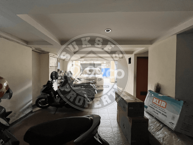 Rumah Kost untuk Dijual di Tanah Abang dengan 67 KT, 69 KM, Luas 1350m2 Rumah Kost untuk Dijual di Tanah Abang dengan 67 KT, 69 KM, Luas 1350m2