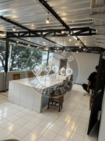For Sale! Luxury House LT 230m2 Desain Elegan di Meruya For Sale! Luxury House LT 230m2 Desain Elegan di Meruya
