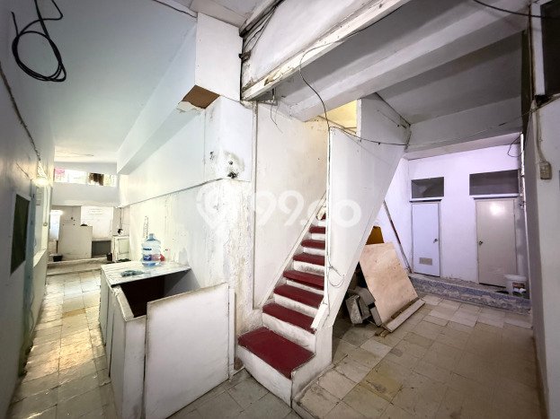 Kost Dijual Lokasi Strategis Pasar Baru Jakarta Pusat 30 Kamar Tidur Kost Dijual Lokasi Strategis Pasar Baru Jakarta Pusat 30 Kamar Tidur
