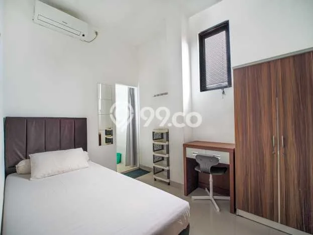 Kost untuk Dijual di Kemanggisan Punya 20 Kamar Kost untuk Dijual di Kemanggisan Punya 20 Kamar