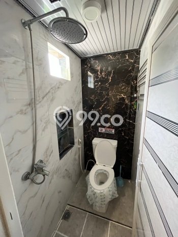 Dijual Kost di Kawasan Senen, Jakarta Pusat, Spesifikasi 51 KT, 51 KM, 1000m2 Dijual Kost di Kawasan Senen, Jakarta Pusat, Spesifikasi 51 KT, 51 KM, 1000m2