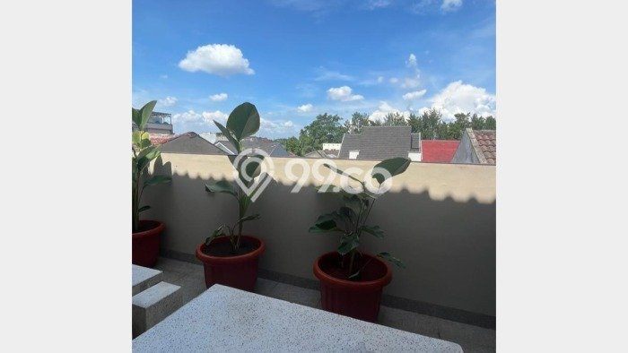 Kost untuk Dijual di BSD Punya 32 Kamar Kost untuk Dijual di BSD Punya 32 Kamar