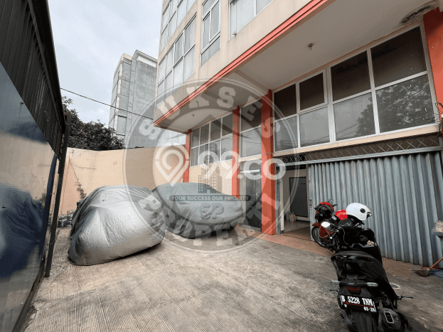Rumah Kost untuk Dijual di Tanah Abang dengan 67 KT, 69 KM, Luas 1350m2 Rumah Kost untuk Dijual di Tanah Abang dengan 67 KT, 69 KM, Luas 1350m2