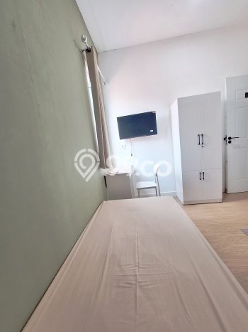 Unit Kost Dijual di Bintaro dengan 17 Kamar Kawasan Strategis Unit Kost Dijual di Bintaro dengan 17 Kamar Kawasan Strategis