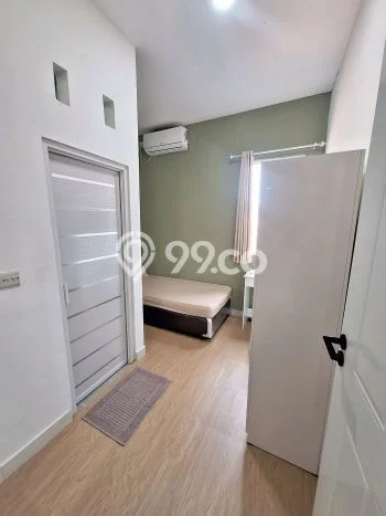 Cocok Untuk Investasi! Dijual Kost di Bintaro 17 Kamar Cocok Untuk Investasi! Dijual Kost di Bintaro 17 Kamar