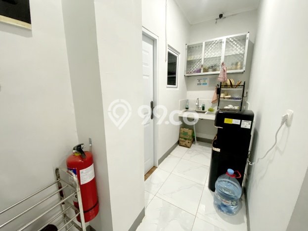 Dijual Rumah Kost di Pasar Baru, Jakarta Pusat, 27 KT, 27 KM, Bangunan 300m2 Dijual Rumah Kost di Pasar Baru, Jakarta Pusat, 27 KT, 27 KM, Bangunan 300m2