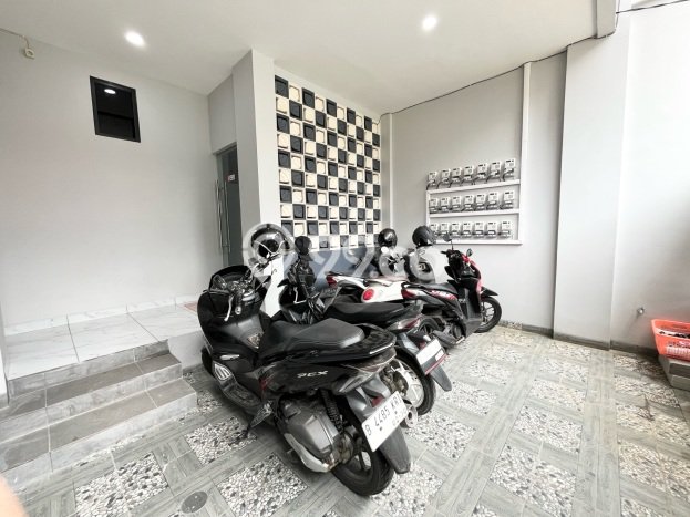 Ready to Use! Premium House LT 104m2 Desain Modern di Cipete Ready to Use! Premium House LT 104m2 Desain Modern di Cipete