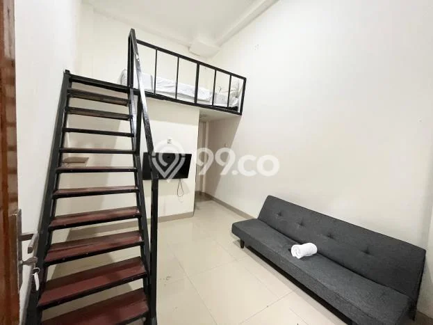 Rumah Kost untuk Dijual di Tebet dengan 24 KT, 24 KM, Luas 431m2 Rumah Kost untuk Dijual di Tebet dengan 24 KT, 24 KM, Luas 431m2
