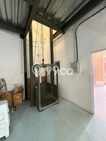 Gudang Komersial Disewakan di Tangerang Tangerang Luas 400m2 Gudang Komersial Disewakan di Tangerang Tangerang Luas 400m2