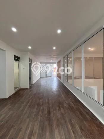 Komersial Disewa di Kebayoran Baru, Jakarta Selatan, LT 208m2 / LB 360m2 Komersial Disewa di Kebayoran Baru, Jakarta Selatan, LT 208m2 / LB 360m2