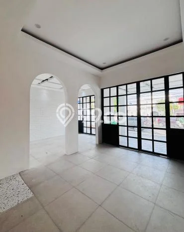 Komersial Disewa di Kebayoran Baru, Jakarta Selatan, LT 208m2 / LB 360m2 Komersial Disewa di Kebayoran Baru, Jakarta Selatan, LT 208m2 / LB 360m2