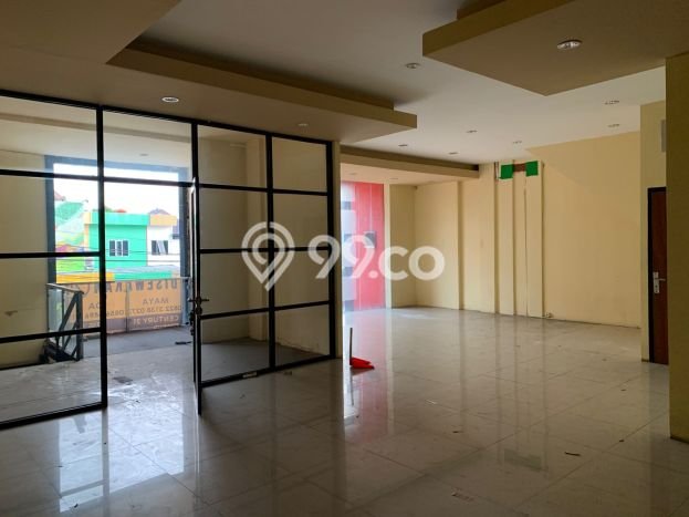 Ruko Dijual di Jakarta Selatan LT 230m2 & LB 323m2 Lokasi Terbaik! Ruko Dijual di Jakarta Selatan LT 230m2 & LB 323m2 Lokasi Terbaik!