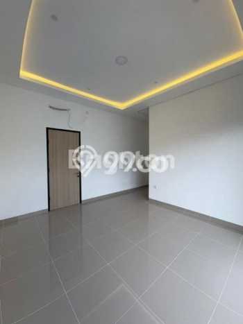 Rumah Luxury Modern Siap Huni di Citra Garden Jakarta Barat Rumah Luxury Modern Siap Huni di Citra Garden Jakarta Barat