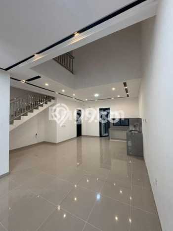Rumah Luxury Modern Siap Huni di Citra Garden Jakarta Barat Rumah Luxury Modern Siap Huni di Citra Garden Jakarta Barat