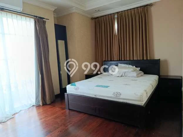 Apartemen Disewakan 3 Kamar Hemat Siap Huni di Jakarta Selatan, Luas 156m2 Apartemen Disewakan 3 Kamar Hemat Siap Huni di Jakarta Selatan, Luas 156m2