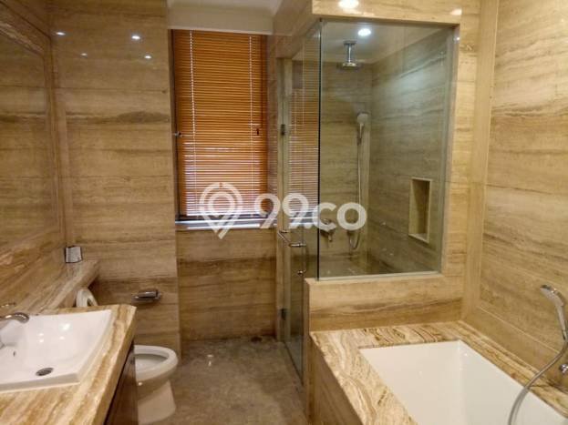 Apartemen Harga Sewa Kompetitif Disewakan di Kebayoran Baru Jakarta Selatan, 3 KT, 179m2 Apartemen Harga Sewa Kompetitif Disewakan di Kebayoran Baru Jakarta Selatan, 3 KT, 179m2