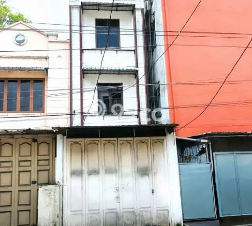 Ruko Komersial Dijual di Medan Area Medan LT 93m2 & LB 233m2 Ruko Komersial Dijual di Medan Area Medan LT 93m2 & LB 233m2