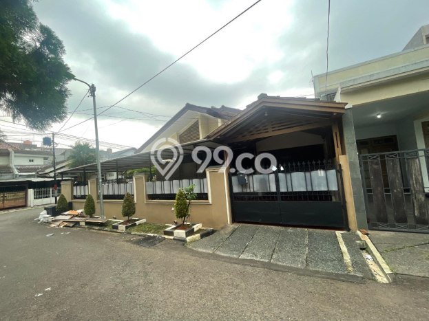 Rumah Luxury Modern Siap Huni di Pondok Kelapa Jakarta Timur Rumah Luxury Modern Siap Huni di Pondok Kelapa Jakarta Timur