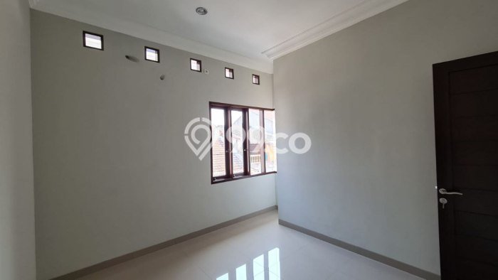 Dijual Cepat Rumah Favorit Siap Huni LB 180m2 di Duren Sawit, Jakarta Timur Dijual Cepat Rumah Favorit Siap Huni LB 180m2 di Duren Sawit, Jakarta Timur