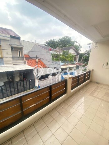 Hunian Nyaman Asri 4 KT Siap Huni di Pondok Kelapa Jakarta Timur Hunian Nyaman Asri 4 KT Siap Huni di Pondok Kelapa Jakarta Timur