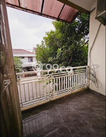 Rumah Luxury Modern Tanpa Renovasi di Pondok Kelapa Jakarta Timur Rumah Luxury Modern Tanpa Renovasi di Pondok Kelapa Jakarta Timur