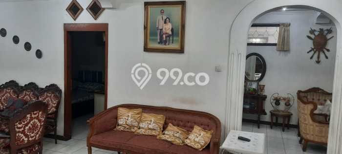Jual Rumah Mewah Megah Dengan View Eksklusif di Surya Sumantri, Bandung Jual Rumah Mewah Megah Dengan View Eksklusif di Surya Sumantri, Bandung