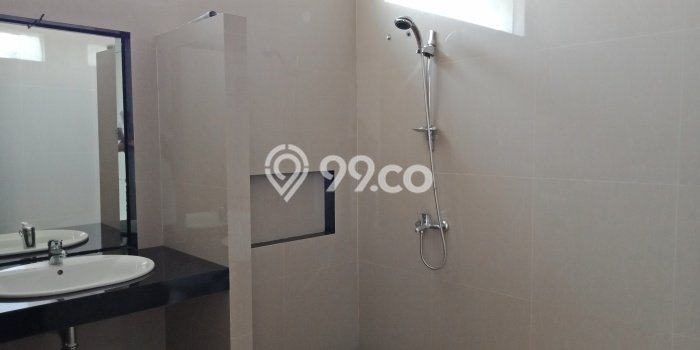 Hunian Mewah LB 300m2 Siap Pakai Desain Elegan di Setiabudi, Bandung Hunian Mewah LB 300m2 Siap Pakai Desain Elegan di Setiabudi, Bandung