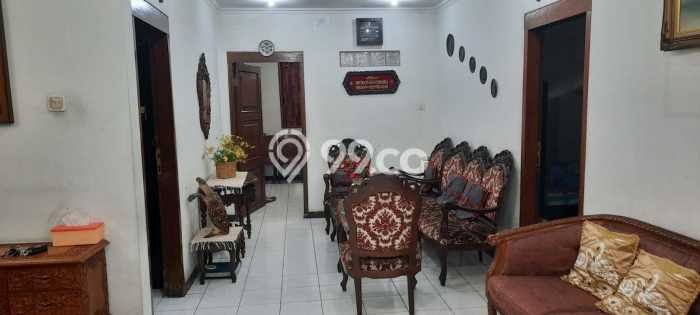 Jual Rumah Mewah Megah Dengan View Eksklusif di Surya Sumantri, Bandung Jual Rumah Mewah Megah Dengan View Eksklusif di Surya Sumantri, Bandung