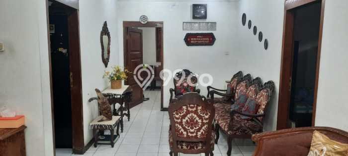 Jual Rumah Mewah Megah Dengan View Eksklusif di Surya Sumantri, Bandung Jual Rumah Mewah Megah Dengan View Eksklusif di Surya Sumantri, Bandung
