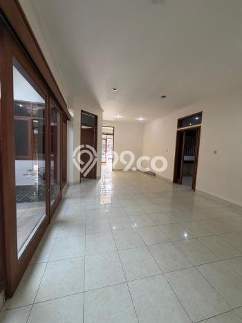 Rumah Disewakan Bandung LT 200m2 LB 140m2 Area Singgasana Rumah Disewakan Bandung LT 200m2 LB 140m2 Area Singgasana