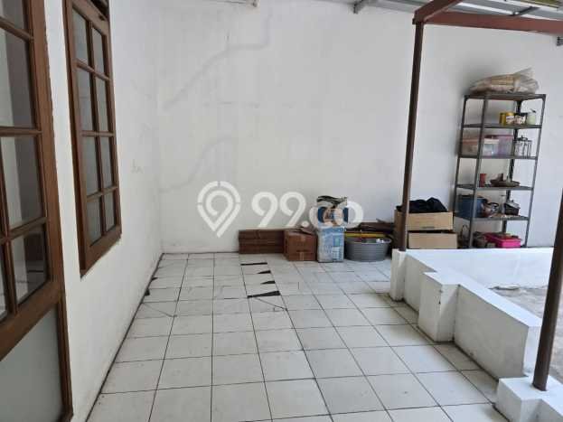 Rumah Luas Asri 2 KT Siap Huni di Taman Kopo Indah Bandung Rumah Luas Asri 2 KT Siap Huni di Taman Kopo Indah Bandung