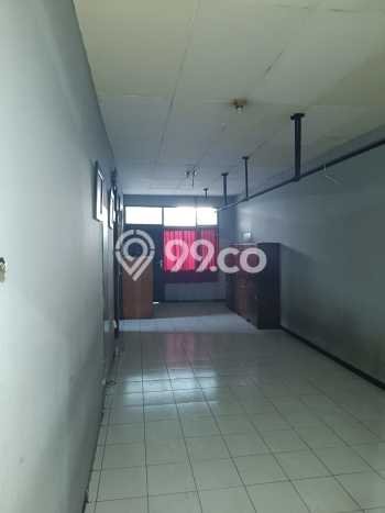 FOR RENT! Ruko di Asia Afrika Cocok untuk Bisnis 240m2 FOR RENT! Ruko di Asia Afrika Cocok untuk Bisnis 240m2