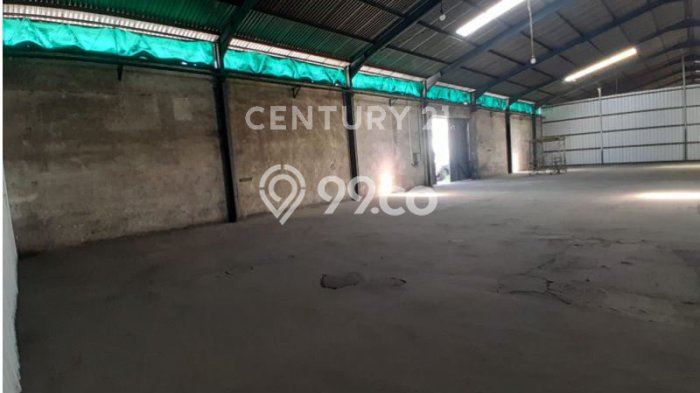 Gudang untuk Disewa di Pusat Tangerang Luas Bangunan 1692m2 Gudang untuk Disewa di Pusat Tangerang Luas Bangunan 1692m2