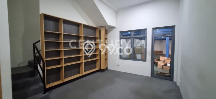 Gudang Dijual di Prime Area Tangerang Luas 342m2 Gudang Dijual di Prime Area Tangerang Luas 342m2
