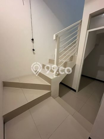 Rumah kawasan Taman Kopo Indah, Dekat Fasilitas, 4 KT, Luas 102m² Bangunan 124m² Rumah kawasan Taman Kopo Indah, Dekat Fasilitas, 4 KT, Luas 102m² Bangunan 124m²