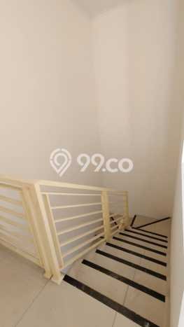 Rumah di Taman Kopo Indah, Ready, 3 KM, Dekat Taman Kopo Indah, Bandung, Bandung, LT 102m² LB 124m² Rumah di Taman Kopo Indah, Ready, 3 KM, Dekat Taman Kopo Indah, Bandung, Bandung, LT 102m² LB 124m²