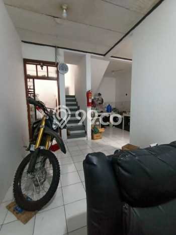 BEST DEAL! Rumah Untuk Investasi di Taman Kopo Indah, Luas 95m² Bangunan 85m² BEST DEAL! Rumah Untuk Investasi di Taman Kopo Indah, Luas 95m² Bangunan 85m²