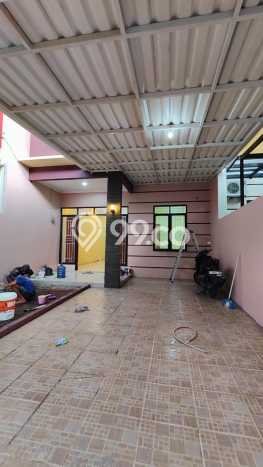 Rumah Terawat 4 KT 2 KM di Joglo, Jakarta Barat Rumah Terawat 4 KT 2 KM di Joglo, Jakarta Barat