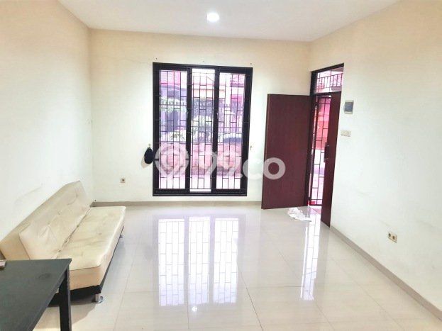 Jual Rumah Modern 3 KT di Kav DKI, Jakarta Barat Jual Rumah Modern 3 KT di Kav DKI, Jakarta Barat
