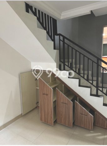 Hunian Mewah LB 250m2 Siap Huni Desain Elegan di Green garden, Jakarta Barat Hunian Mewah LB 250m2 Siap Huni Desain Elegan di Green garden, Jakarta Barat