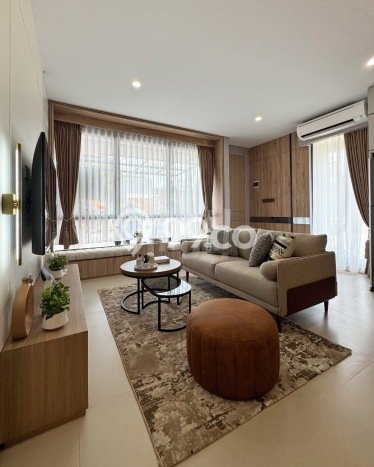 Hot Offer Hunian Premium Ideal dan Luas di Cilandak, Jakarta Selatan Hot Offer Hunian Premium Ideal dan Luas di Cilandak, Jakarta Selatan