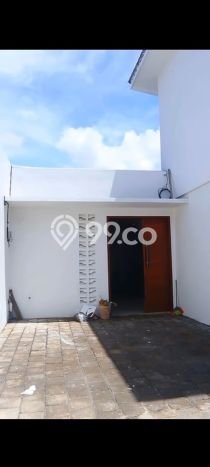 Dijual Hunian Rumah Terawat 3 KT di Canggu, Badung Dijual Hunian Rumah Terawat 3 KT di Canggu, Badung