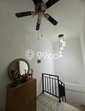 Disewakan! Rumah 3 Kamar Tidur &
2 Kamar Mandi di Ungasan, Badung Disewakan! Rumah 3 Kamar Tidur &
2 Kamar Mandi di Ungasan, Badung