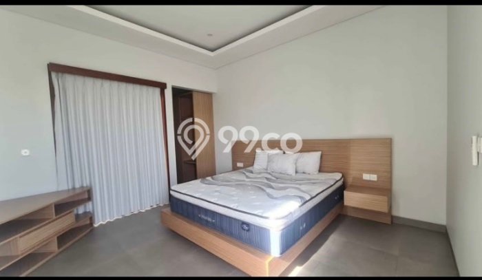 PILIHAN TEPAT! Rumah di , 3 KT, Dekat Sekolah, LT 250m2m² LB 400m2m² PILIHAN TEPAT! Rumah di , 3 KT, Dekat Sekolah, LT 250m2m² LB 400m2m²