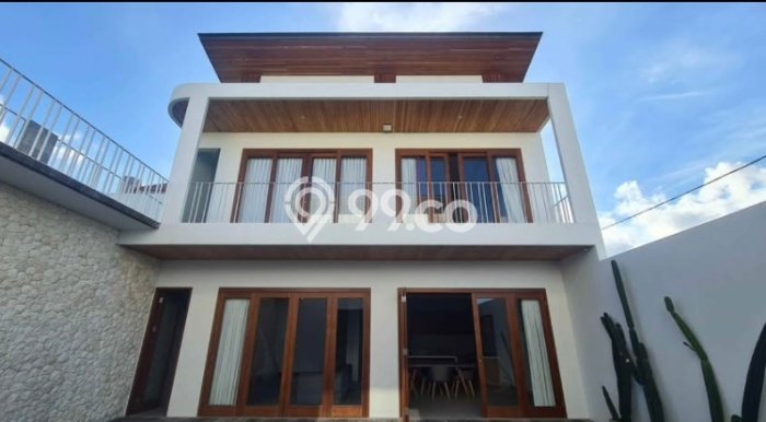 PILIHAN TEPAT! Rumah di , 3 KT, Dekat Sekolah, LT 250m2m² LB 400m2m² PILIHAN TEPAT! Rumah di , 3 KT, Dekat Sekolah, LT 250m2m² LB 400m2m²