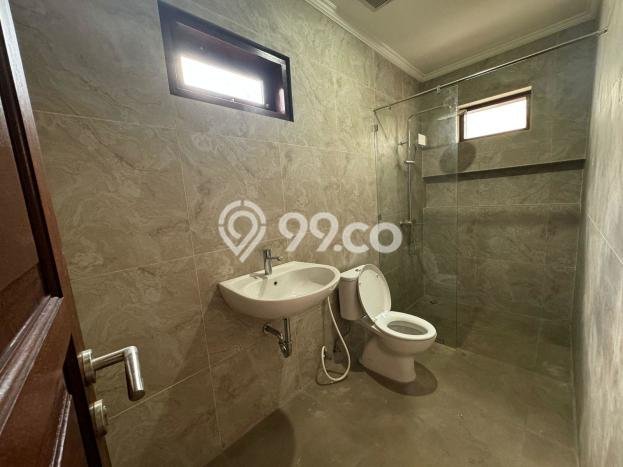 Disewakan! Rumah 2 Kamar Tidur &
3 Kamar Mandi di Seminyak, Badung Disewakan! Rumah 2 Kamar Tidur &
3 Kamar Mandi di Seminyak, Badung