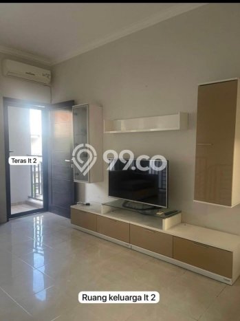 EXCLUSIVE OFFER! Rumah di Kerobokan, 3 KM, Lingkungan Elite, Luas 100m² Bangunan 100m² EXCLUSIVE OFFER! Rumah di Kerobokan, 3 KM, Lingkungan Elite, Luas 100m² Bangunan 100m²